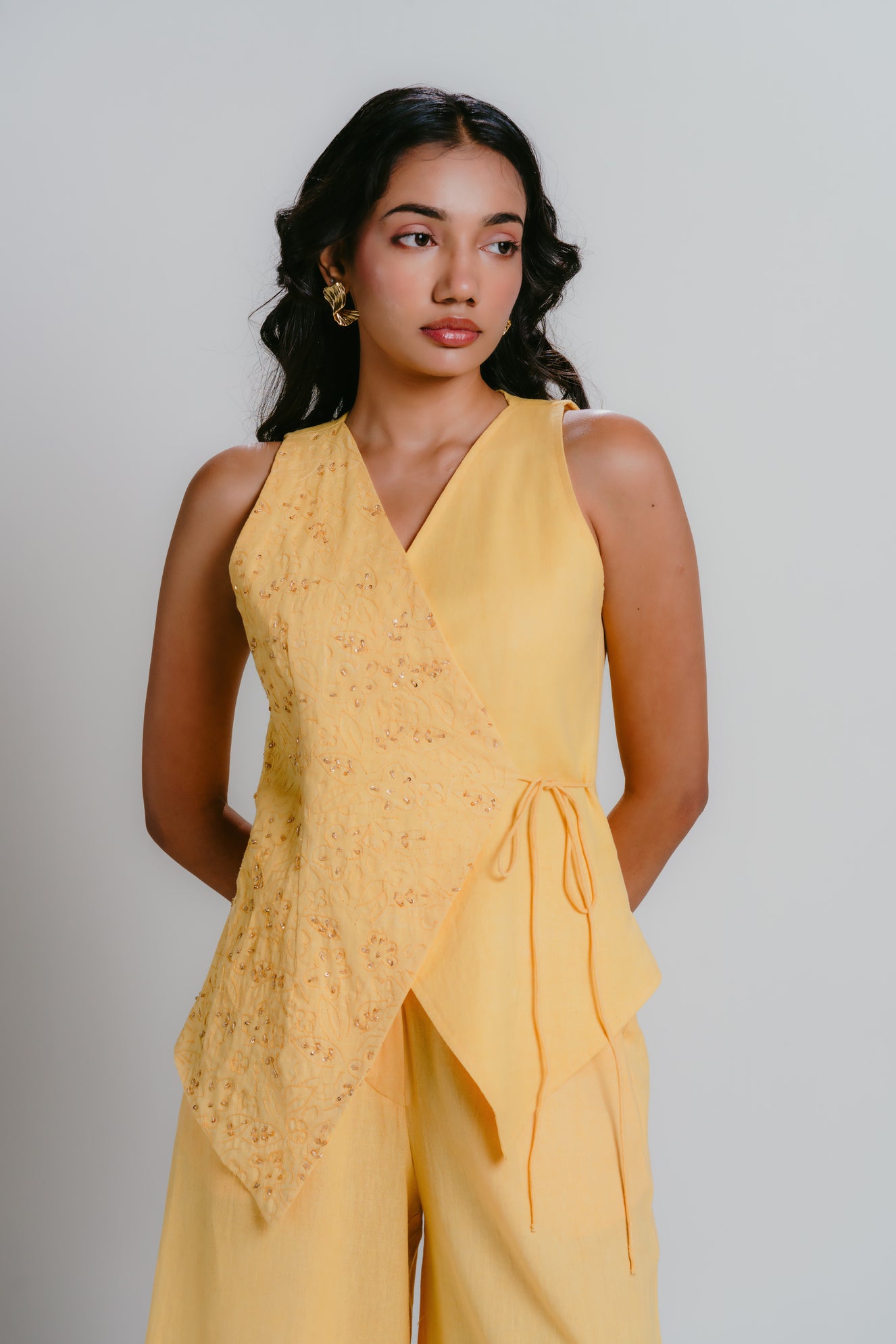 Yellow embroidered tie-up vest