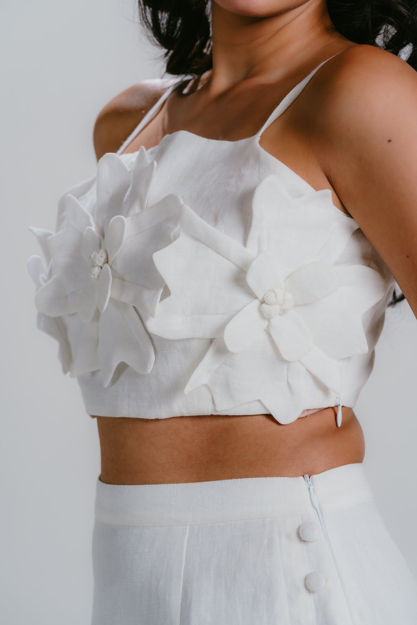 White linen top with 3D flower details